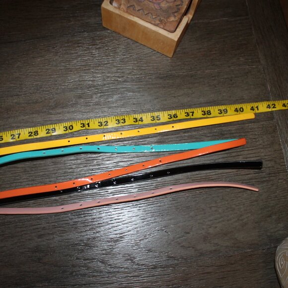womens faux patent leather skinny dress belts lot of 5 - Picture 4 of 5